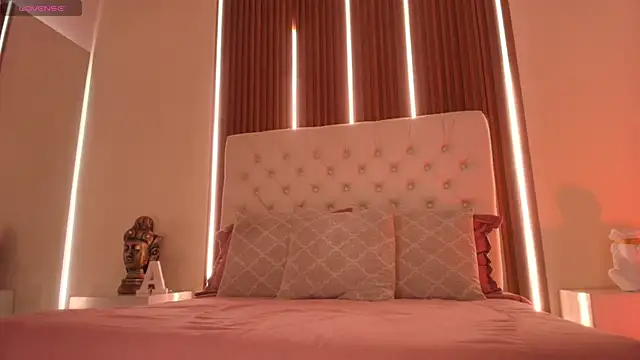 sweetty paulina online show from December 20, 2025, 3:20 am