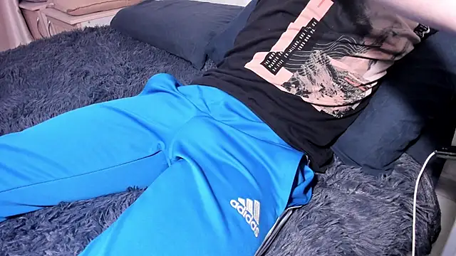 tailer  online show from December 3, 2024, 4:44 pm