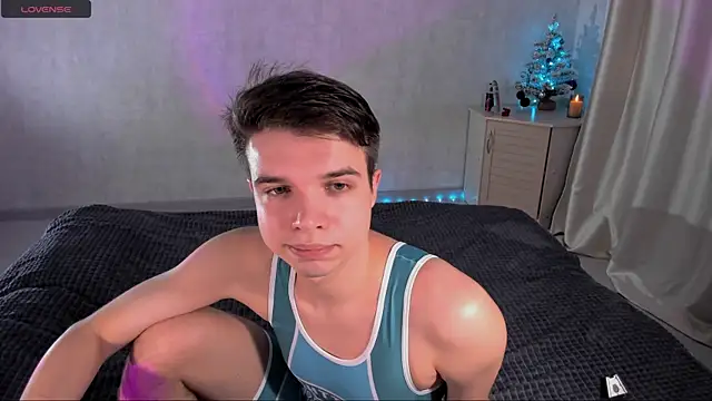 tailer  online show from December 19, 2025, 7:49 pm