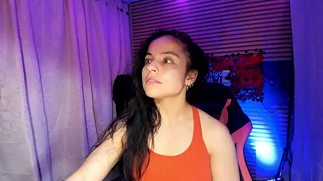 Snapshot of rosse_2504 chatting on September 23, 2025, 6:04 pm rosse 2504 online show from September 23, 2025, 6:04 pm