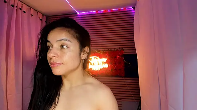 Snapshot of rosse_2504 chatting on September 26, 2025, 4:14 pm rosse 2504 online show from September 26, 2025, 4:14 pm