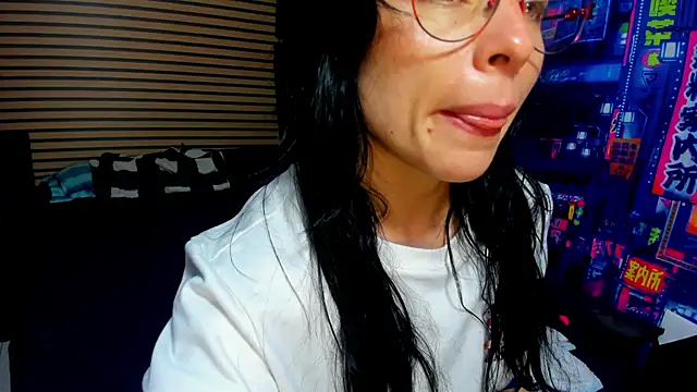 Snapshot of rosse_2504 chatting on March 13, 2025, 1:18 pm rosse 2504 online show from March 13, 2025, 1:18 pm