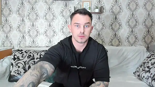 Jonmusclemaster online show from February 10, 2025, 9:04 pm