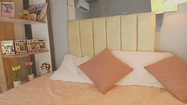 Angelbae- online show from February 8, 2026, 11:02 pm