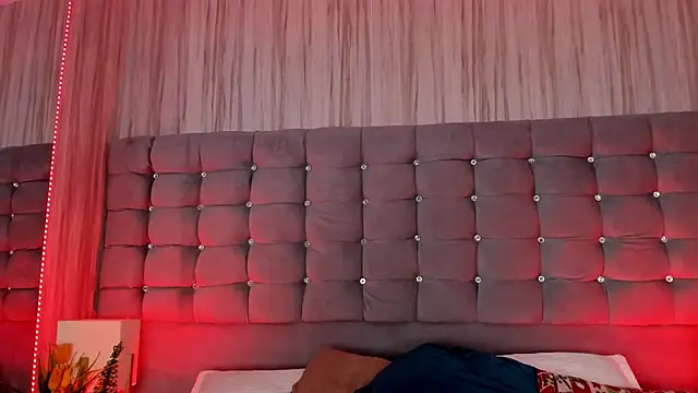 Snapshot of Poacahontasfg chatting on January 8, 2026, 3:56 am Poacahontasfg online show from January 8, 2026, 3:56 am