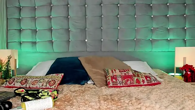 Snapshot of Poacahontasfg chatting on January 9, 2026, 3:57 am Poacahontasfg online show from January 9, 2026, 3:57 am