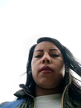  andrea30 online show from December 18, 2025, 11:47 am