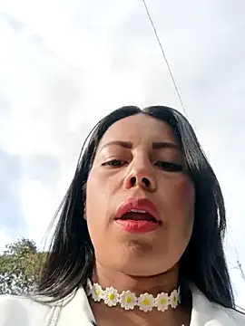  andrea30 online show from November 11, 2025, 12:11 pm