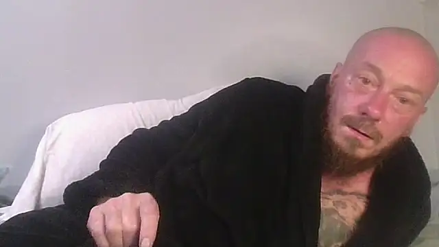 deepinnnnn online show from October 19, 2025, 5:43 am