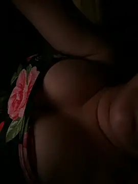 MaryC18 online show from May 23, 2026, 4:44 am