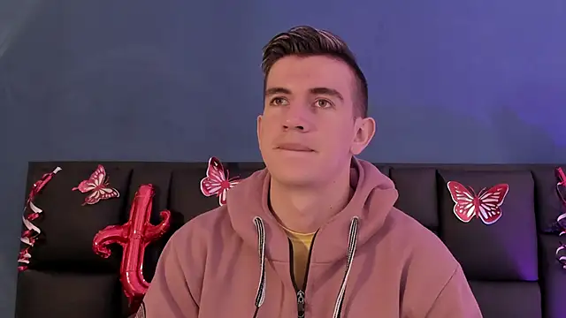 Snapshot of MikaelSlow chatting on February 17, 2026, 1:47 am MikaelSlow online show from February 17, 2026, 1:47 am