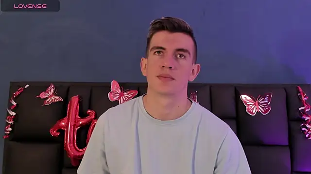 Snapshot of MikaelSlow chatting on February 14, 2026, 3:40 am MikaelSlow online show from February 14, 2026, 3:40 am