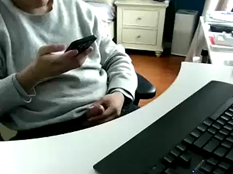 big-pig online show from February 12, 2025, 5:15 am