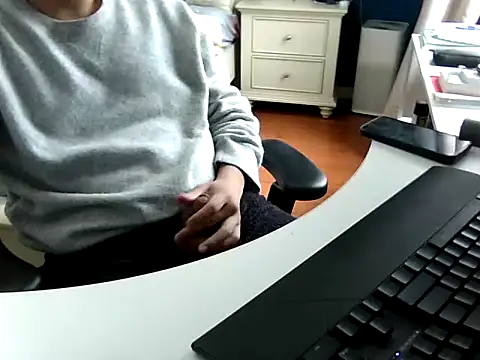 big-pig online show from February 12, 2025, 2:14 am