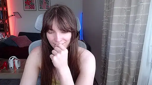 Snapshot of kenzie_x chatting on April 23, 2026, 12:29 pm kenzie x online show from April 23, 2026, 12:29 pm