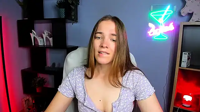 Snapshot of kenzie_x chatting on September 12, 2025, 4:23 am kenzie x online show from September 12, 2025, 4:23 am
