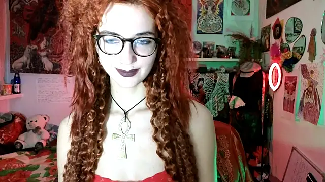 TatianaRomanov online show from May 15, 2026, 8:07 pm
