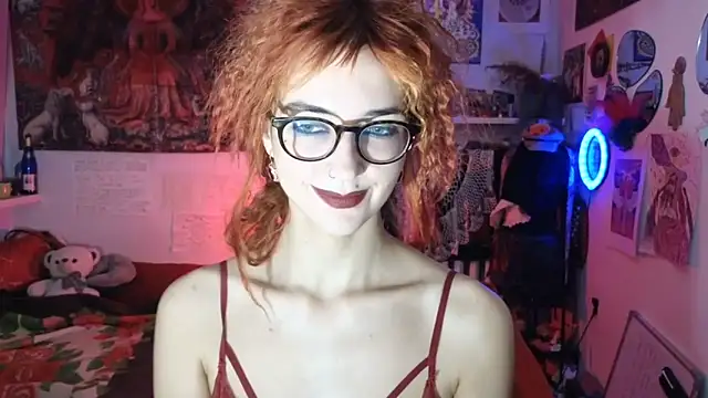 TatianaRomanov online show from May 21, 2026, 7:33 pm