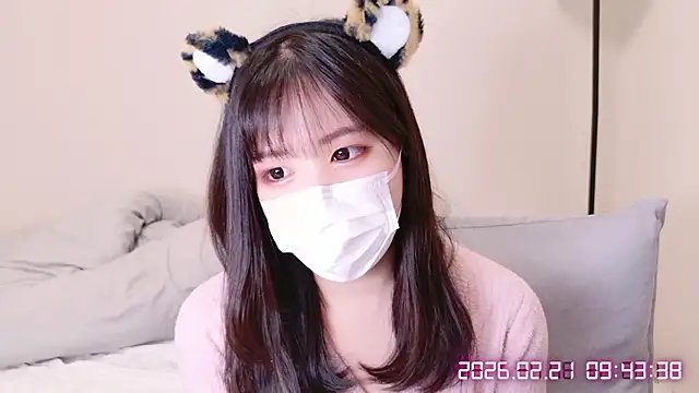 Snapshot of -Manamin- chatting on February 21, 2026, 12:45 am -Manamin- online show from February 21, 2026, 12:45 am