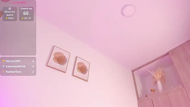 Snapshot of Mia_222 chatting on February 5, 2026, 11:06 am Mia 222 online show from February 5, 2026, 11:06 am