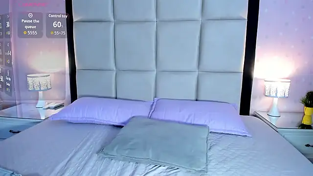 HannaClarrk  online show from January 16, 2026, 11:36 am