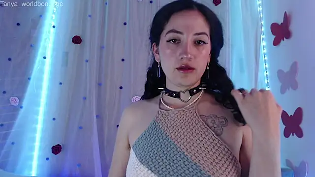 Tanya WorldBondage online show from April 4, 2026, 12:28 am