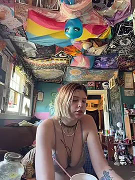 Snapshot of Esteem369 chatting on March 26, 2026, 5:55 pm Esteem369 online show from March 26, 2026, 5:55 pm