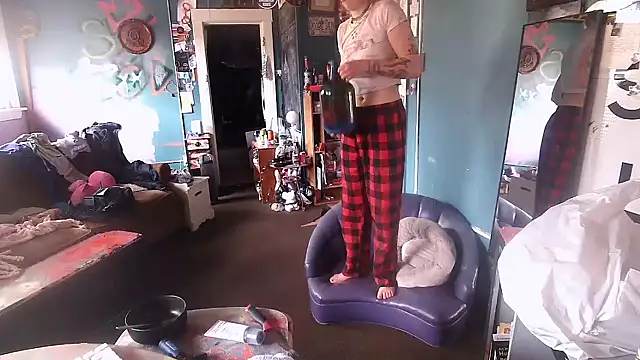 Snapshot of Esteem369 chatting on March 6, 2026, 8:26 pm Esteem369 online show from March 6, 2026, 8:26 pm