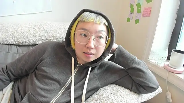 luxgray online show from March 23, 2026, 6:41 pm