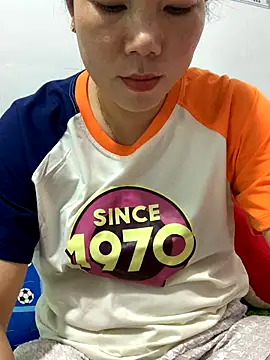 Baby-bigtits online show from November 19, 2025, 5:07 am