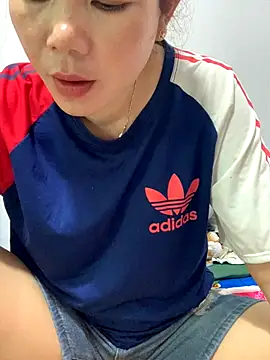 Baby-bigtits online show from October 19, 2025, 4:15 am