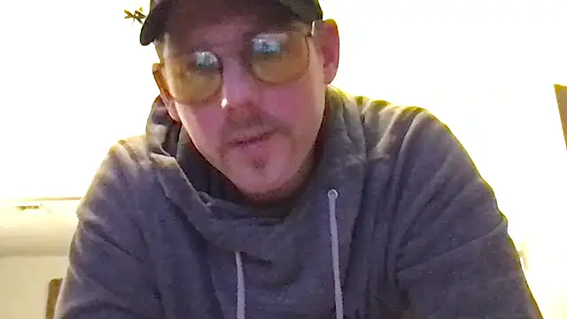 Snapshot of Rock_Pierce chatting on February 28, 2026, 1:16 am Rock Pierce online show from February 28, 2026, 1:16 am