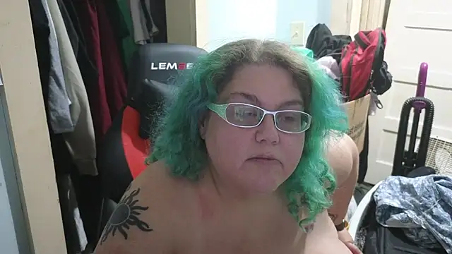 EmberCum online show from November 26, 2025, 10:32 pm