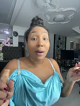 NaiomyLanes online show from March 9, 2026, 12:09 pm