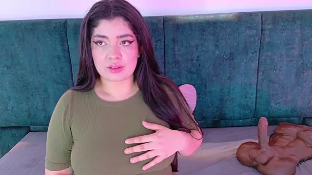 AgathaLynx online show from April 11, 2026, 10:52 am