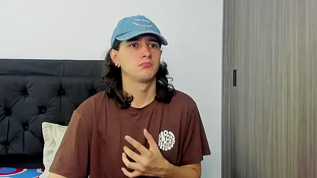 Snapshot of alex_connorr chatting on January 11, 2025, 4:03 pm alex connorr online show from January 11, 2025, 4:03 pm