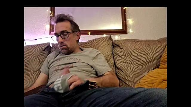 bibananaman online show from February 7, 2025, 6:24 am