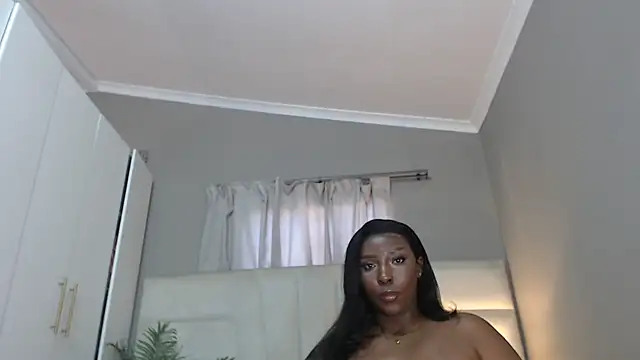 naughtyblackdolie online show from July 9, 2026, 10:26 am
