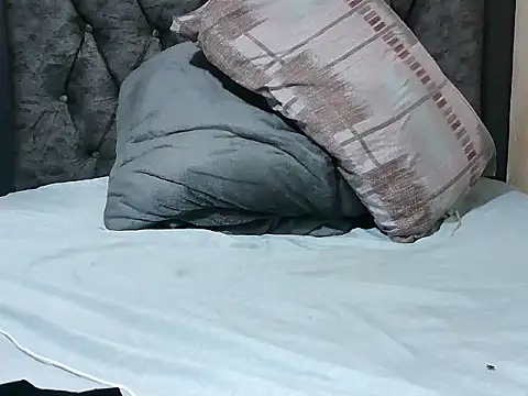 horny tasha online show from February 7, 2026, 7:44 pm