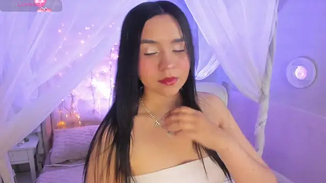 Hanna  Becker  online show from March 5, 2025, 3:29 am