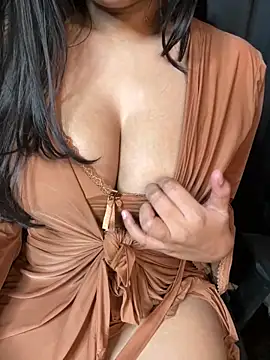 Janhvi  online show from December 11, 2024, 10:25 am