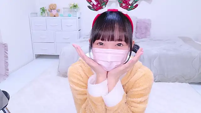 Snapshot of 86_haru chatting on December 23, 2024, 11:25 am 86 haru online show from December 23, 2024, 11:25 am