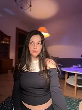 OohBunny online show from March 12, 2025, 6:43 pm