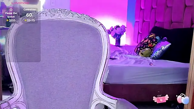 NinaInk online show from March 10, 2025, 11:01 am