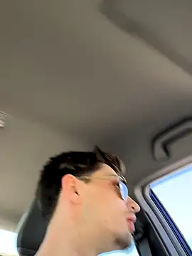 Snapshot of bigmerc chatting on October 12, 2025, 3:24 pm bigmerc online show from October 12, 2025, 3:24 pm