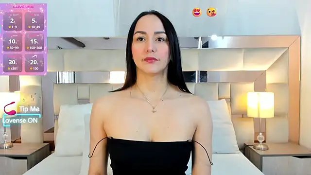 hazel ross tcw online show from May 28, 2026, 2:45 pm