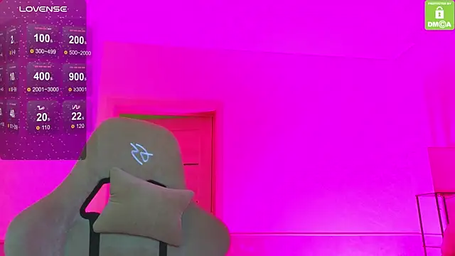 Katy perry  online show from November 21, 2025, 3:05 am