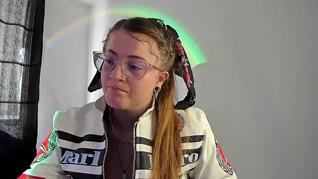 tekila   online show from February 1, 2025, 7:34 pm