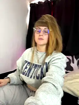 tekila   online show from October 22, 2025, 6:07 pm