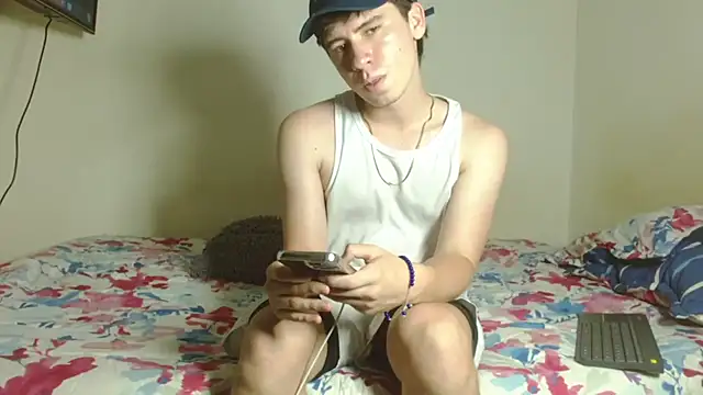 Snapshot of harry_greg21 chatting on February 3, 2025, 10:32 pm harry greg21 online show from February 3, 2025, 10:32 pm